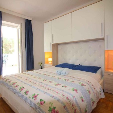 Apartment In Porec/Istrien 10214 Dış mekan fotoğraf