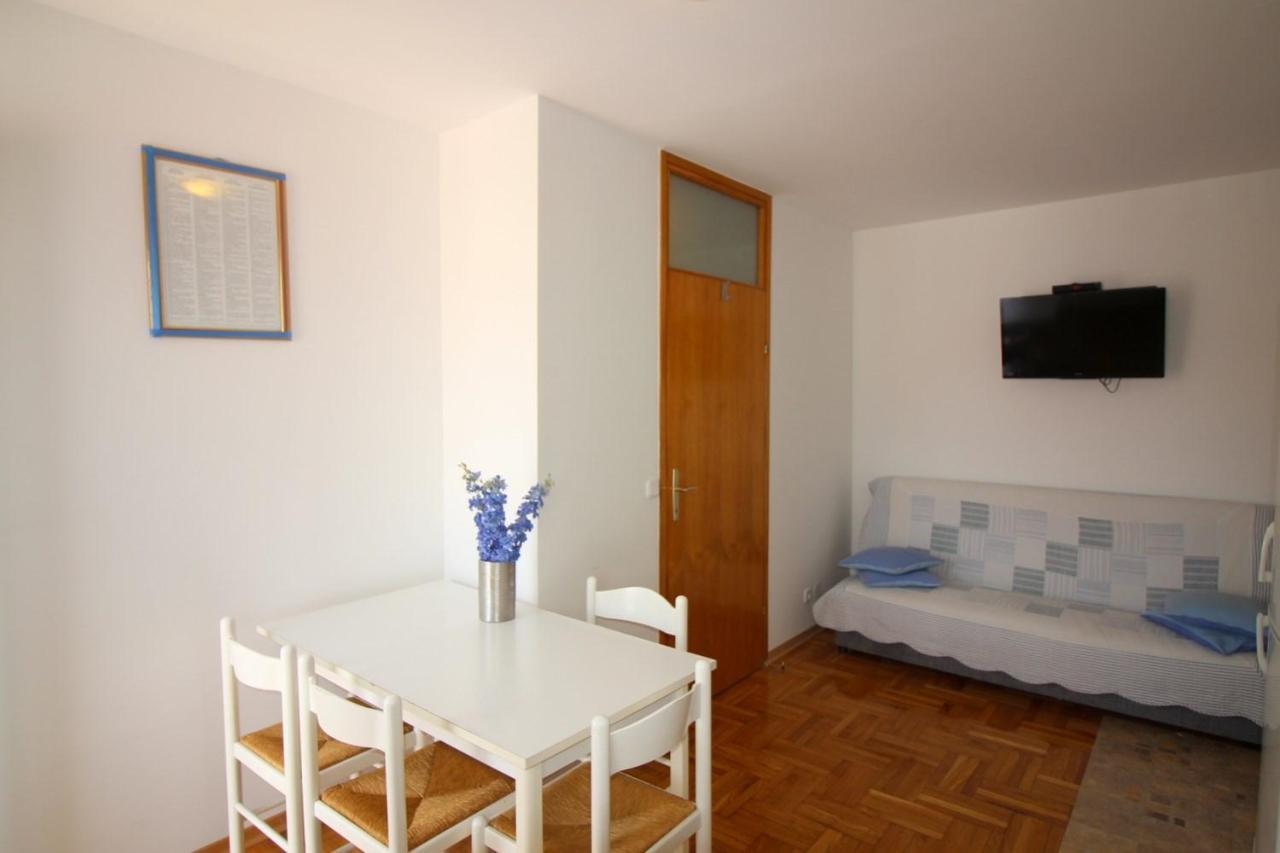 Apartment In Porec/Istrien 10214 Dış mekan fotoğraf